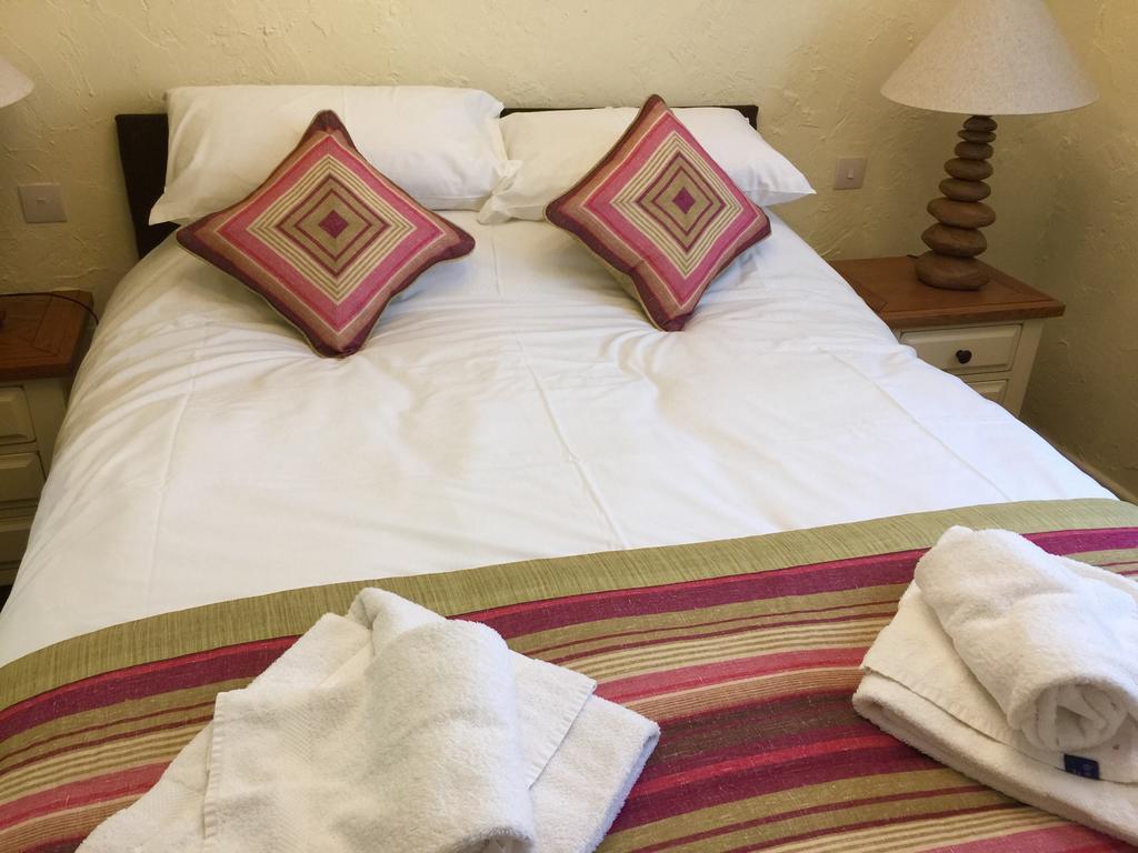The Talbot Hotel Cleobury Mortimer Экстерьер фото