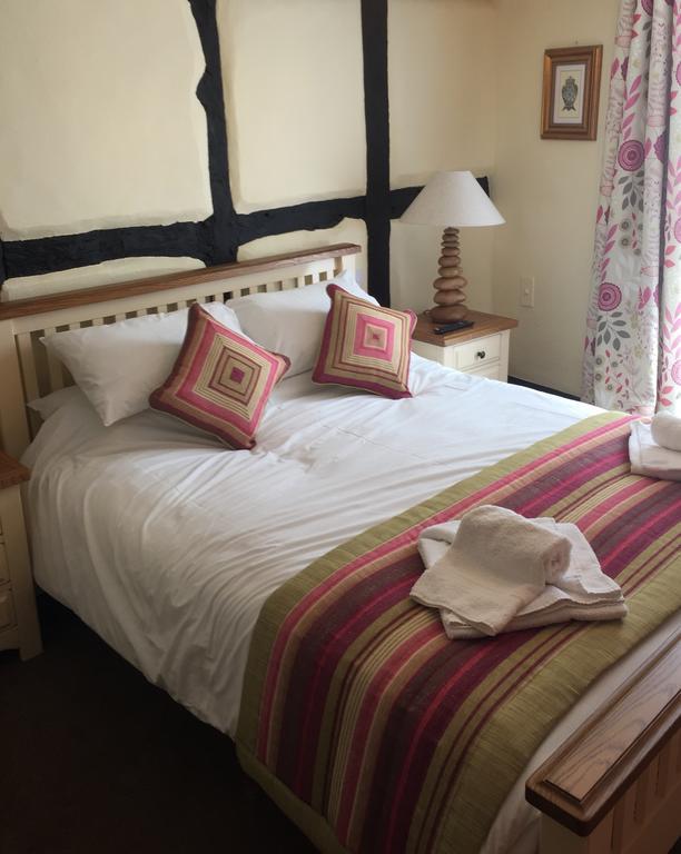 The Talbot Hotel Cleobury Mortimer Экстерьер фото