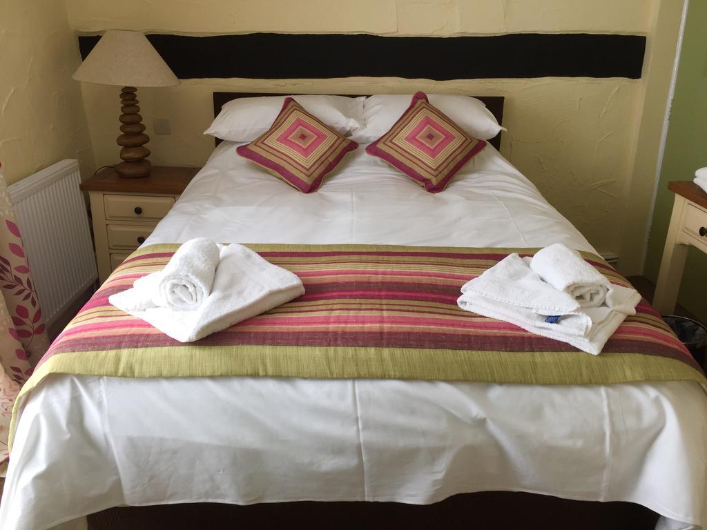 The Talbot Hotel Cleobury Mortimer Экстерьер фото