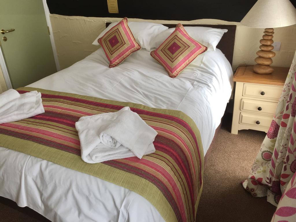 The Talbot Hotel Cleobury Mortimer Экстерьер фото