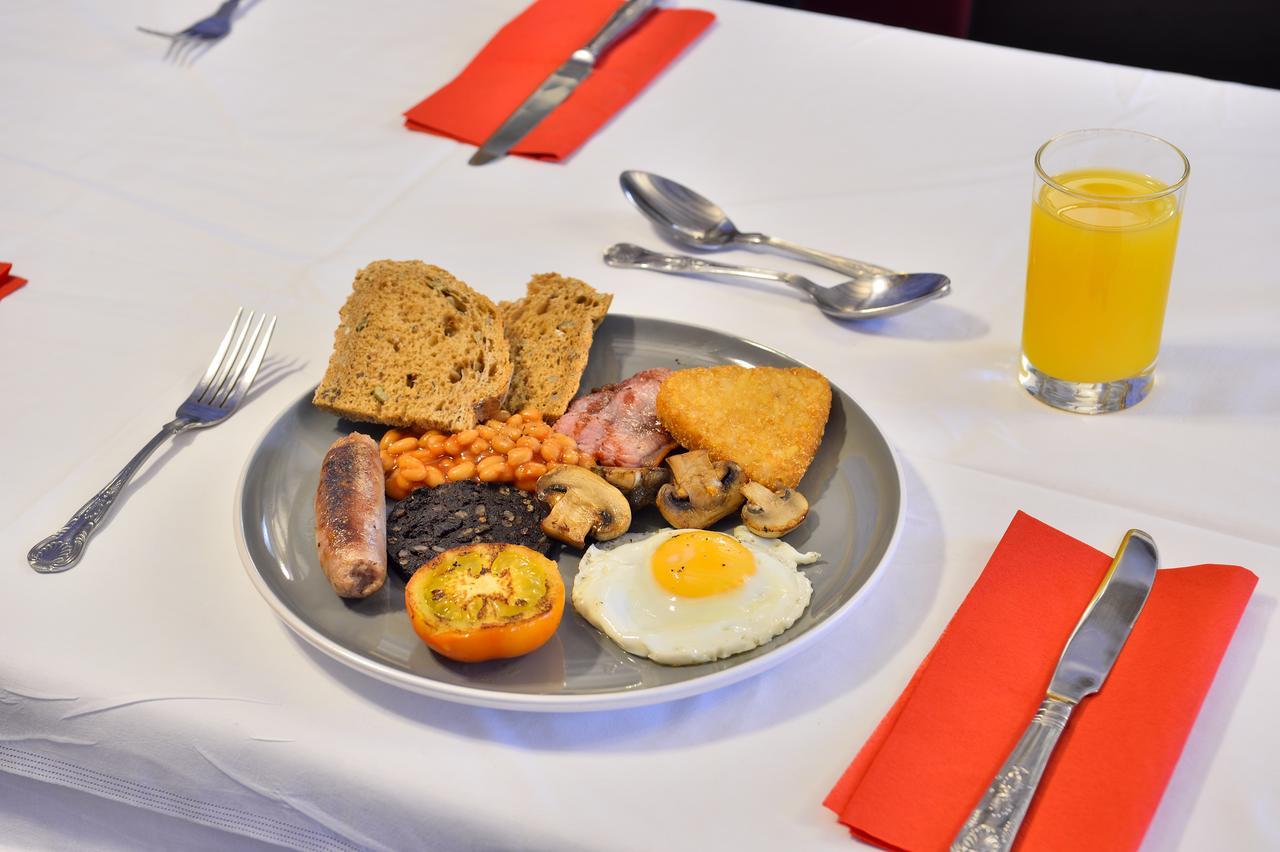 The Talbot Hotel Cleobury Mortimer Экстерьер фото