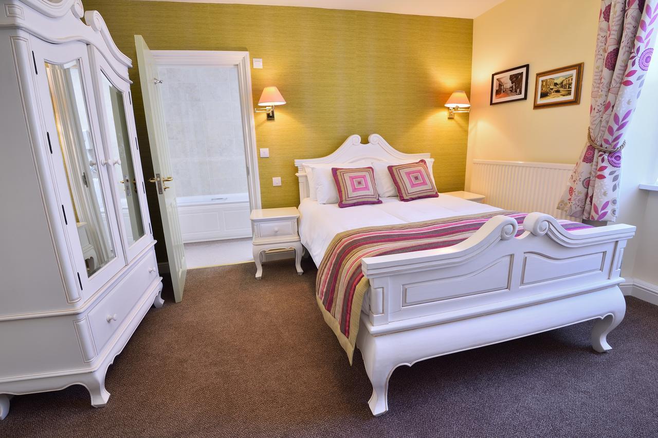 The Talbot Hotel Cleobury Mortimer Экстерьер фото