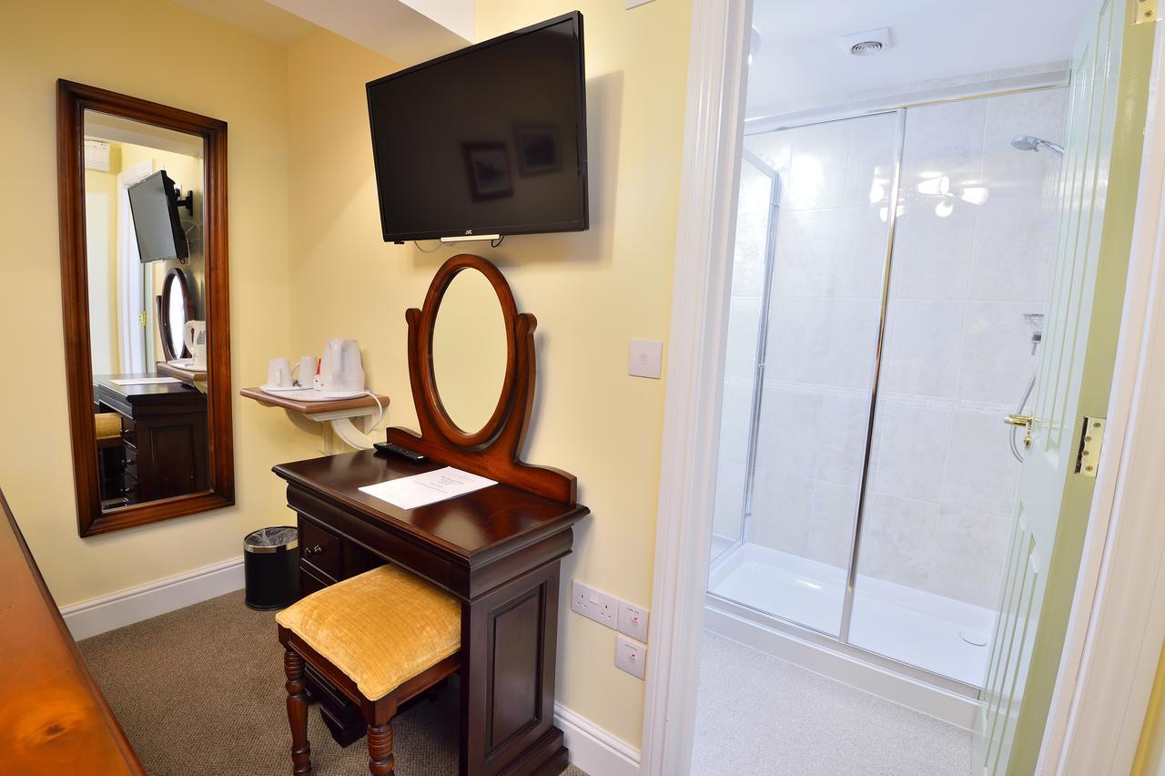 The Talbot Hotel Cleobury Mortimer Экстерьер фото