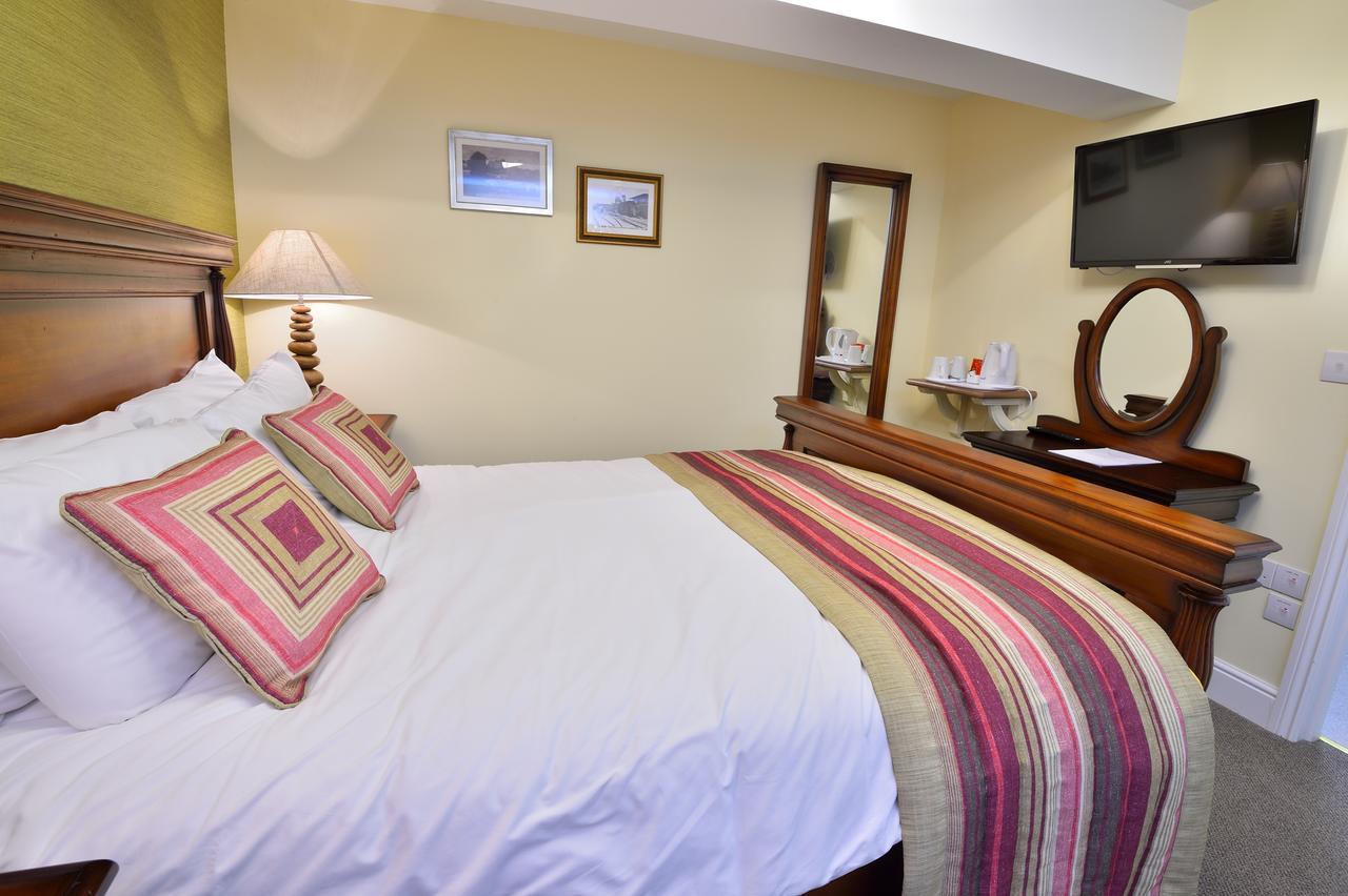 The Talbot Hotel Cleobury Mortimer Экстерьер фото