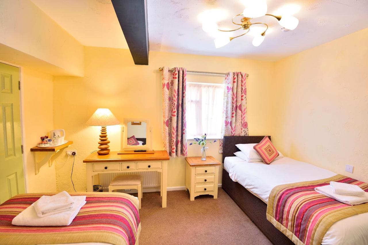The Talbot Hotel Cleobury Mortimer Экстерьер фото
