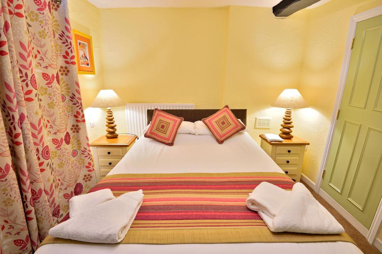 The Talbot Hotel Cleobury Mortimer Экстерьер фото